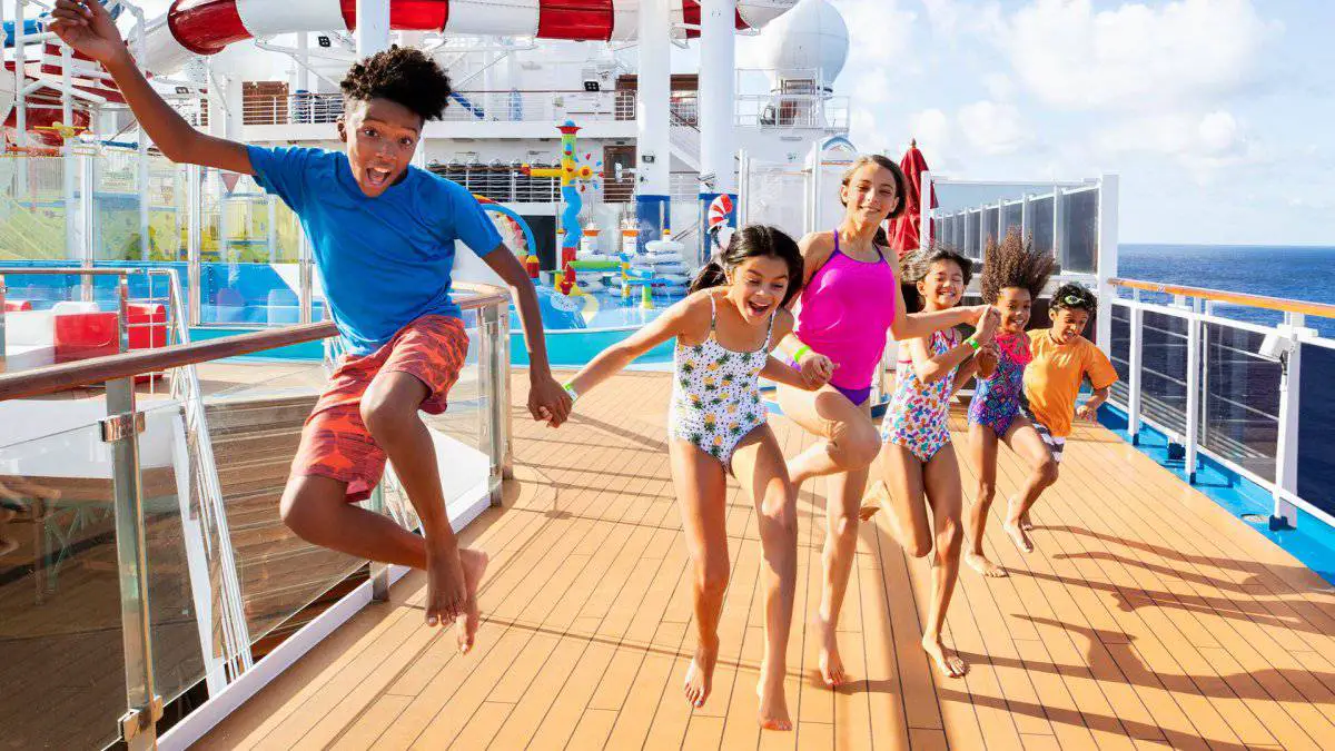 “Carnival Cruise Line Requests Feedback from Passengers on Perfect Vacation Experiences”